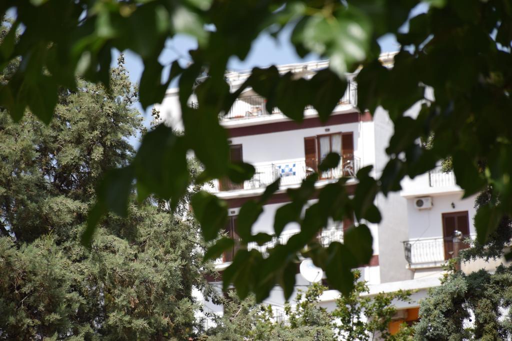 Pension Margarita Szkiáthosz Kültér fotó